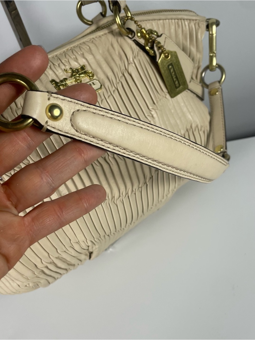 Authentic Coach Madison Gathered Leather Sophia Satchel Bag 15942 - Picture 10 of 14